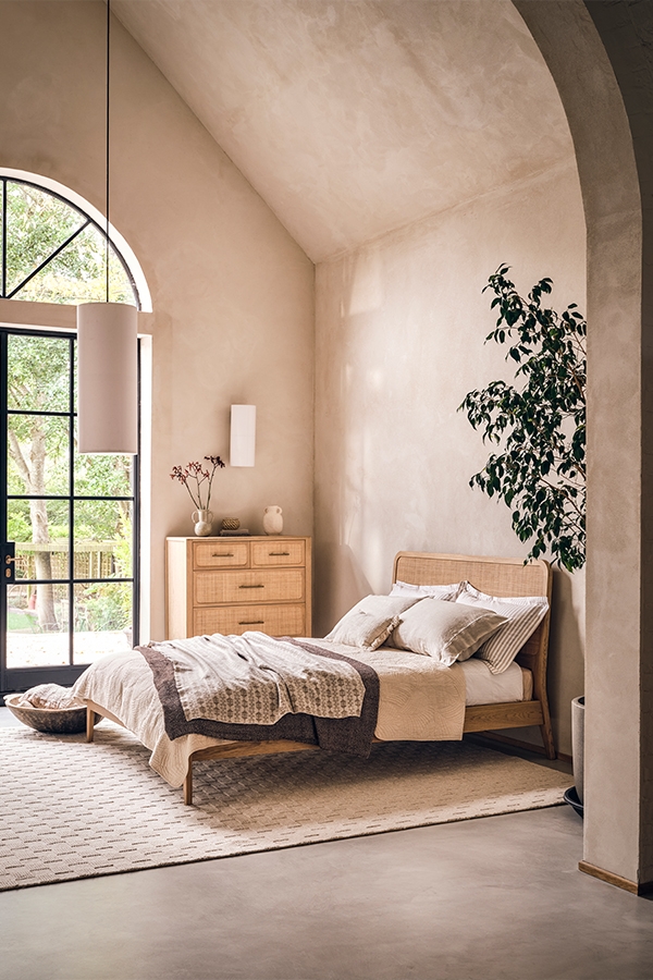 New In: Stylish Oak Bedroom