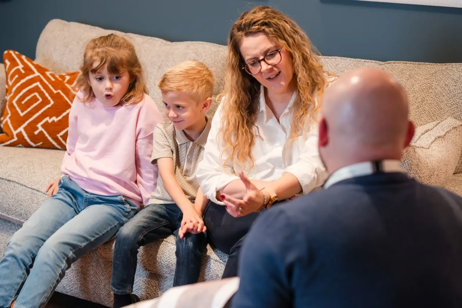 How We Look After You
During Your Purchase
We explore options with you, not for you.
We help you compare styles and finishes without overwhelming you.
We keep everything transparent — pricing, promotions, delivery times, guarantees.
We answer every question with honesty, even the tricky ones.
We make sure you feel confident and happy with your final decision.
After Your Purchase
Regular delivery updates so you’re never left wondering.
A Delivery Service that brings your new furniture into your home with care and respect.
Aftercare advice to help you enjoy your furniture for years to come.
A friendly team on hand if you ever need support, adjustments, or product guidance.
5 Star After Sales service if you need it backed by the Roomes Pledge