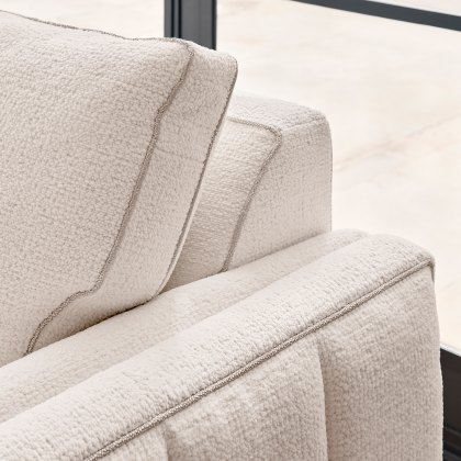 Duresta Monte Carlo - Grand Chair