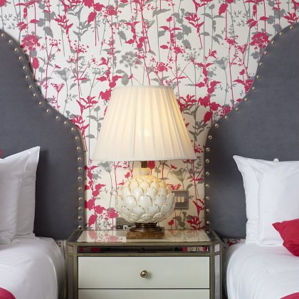 Dar - Layer Large Table Lamp Cream With Shade