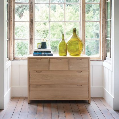 Ercol Bosco Bedroom - 5 Drawer Wide Chest