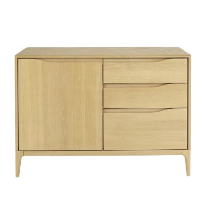 Ercol Romana - Small Sideboard Ercol Romana - Small Sideboard