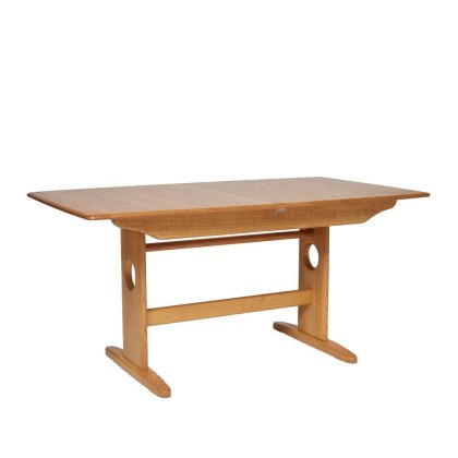 Ercol Windsor - Medium Extending Dining Table Ercol Windsor - Medium Extending Dining Table