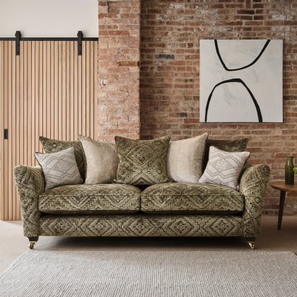 Harriet - Grand Sofa (Pillow Back)