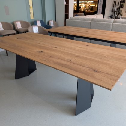 Venjakob Chic 674 - Solid Oak Dining Table