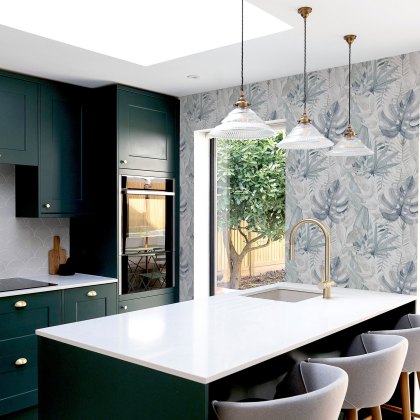 Esselle - Chalky Tropical Soft Navy Wallpaper