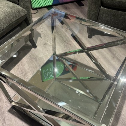 Amiri Lamp Table - Clear Glass Top Amiri Lamp Table - Clear Glass Top