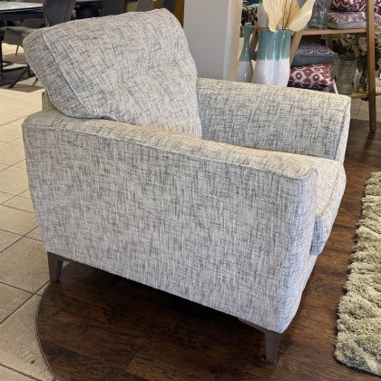 Douglas - Chair