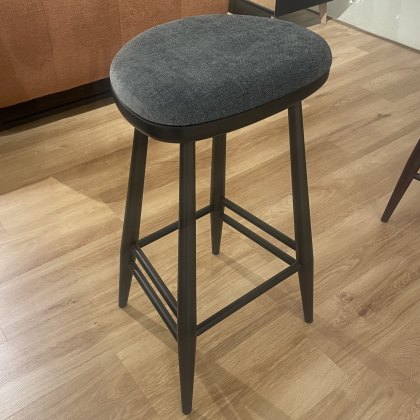 Ercol Heritage - Counter Stool (Grey Seatpad)