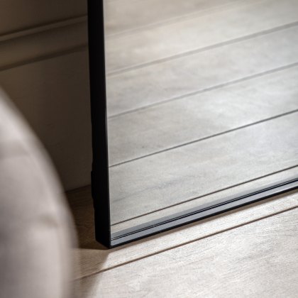 Hurston - Leaner Mirror Black