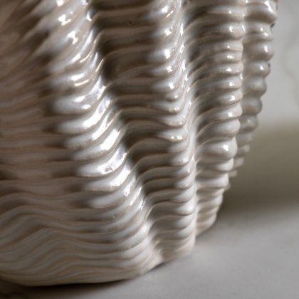 Accessories - White Clam Reactive Vase