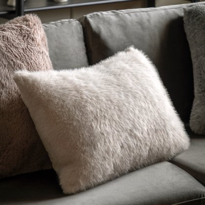 Cushions - Rectangular Maple Faux Fur (Oatmeal)