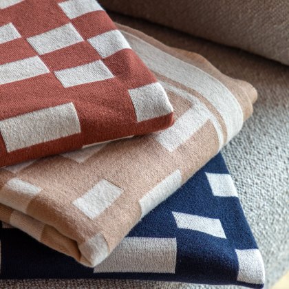 Throws - Lohko Knitted (Ink)