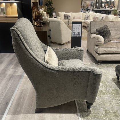 Belgrade - Wing Chair