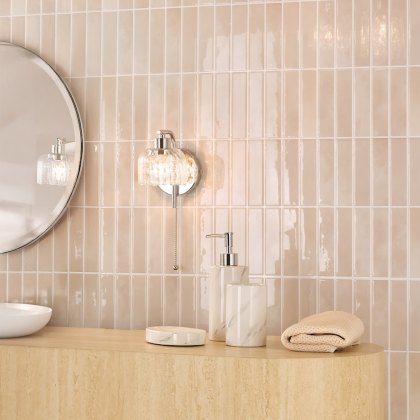 Dar - Forseti Bathroom Wall Light Polished Chrome and Glass IP44