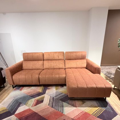 Nicoletti Home Pisco - Chaise/Recliner Sofa Nicoletti Home Pisco - Chaise/Recliner Sofa