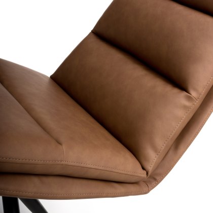 Nobo Swivel - Dining Chair (Tan Faux Leather)