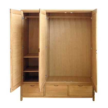 Ercol Bosco Bedroom - 3 Door Wardrobe