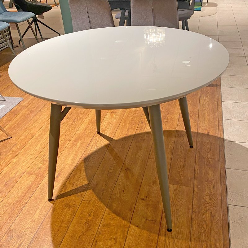Classic Furniture Chelsea - Round Table (Grey)
