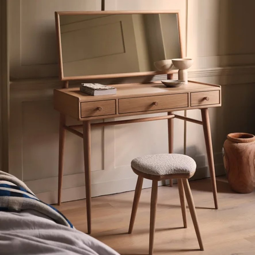 Ercol Ercol Winslow - Dressing Table with Mirror
