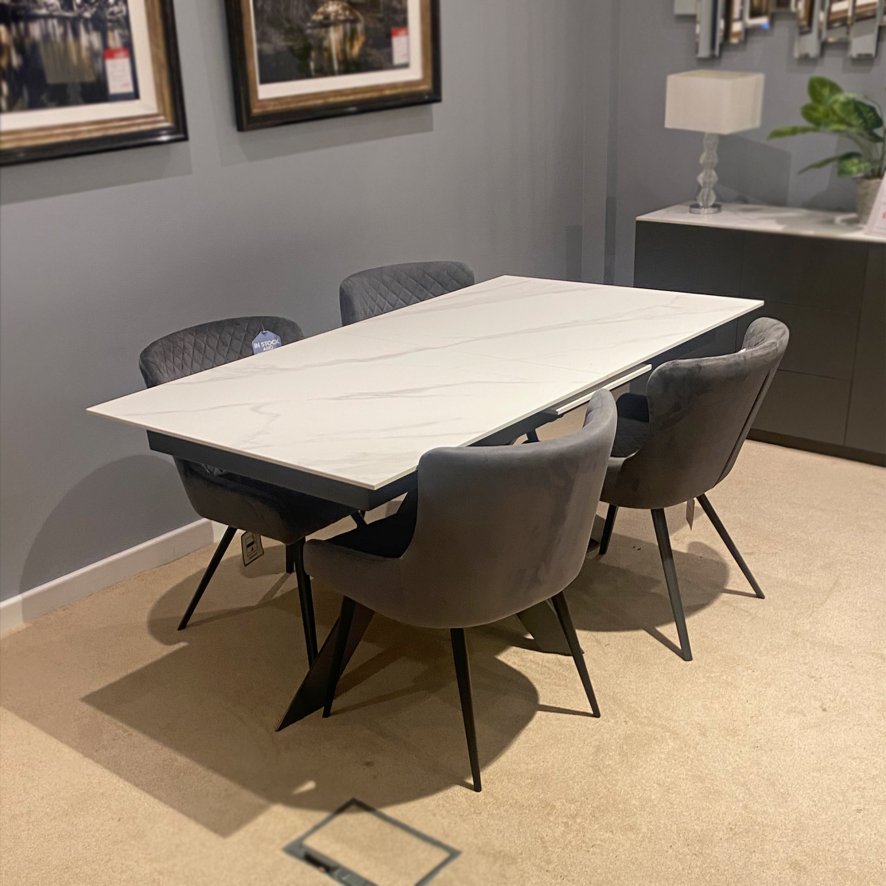 Classic Furniture Omega - Extending Table & 4 Chairs
