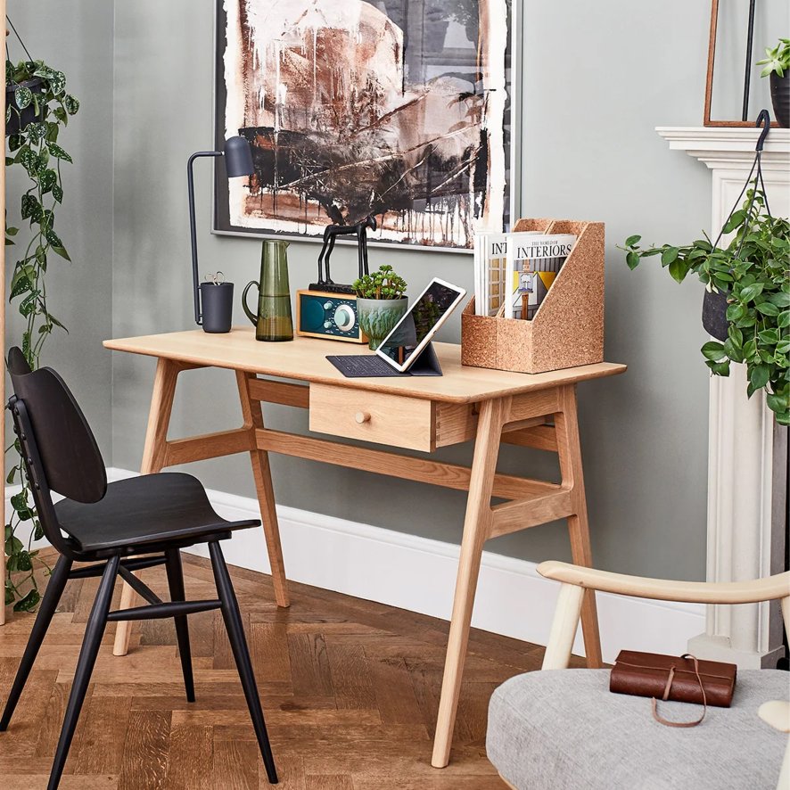 Ercol Ercol Ballatta - Desk (Clear Matt)