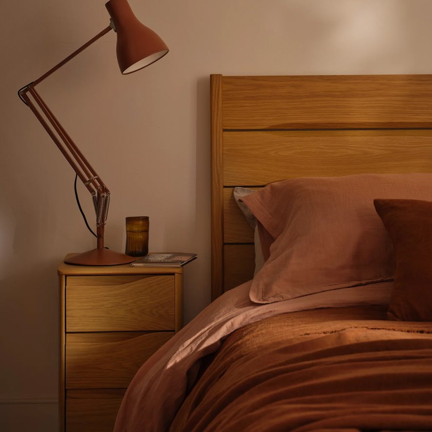 Ercol Ercol Rimini - Compact Bedside Cabinet