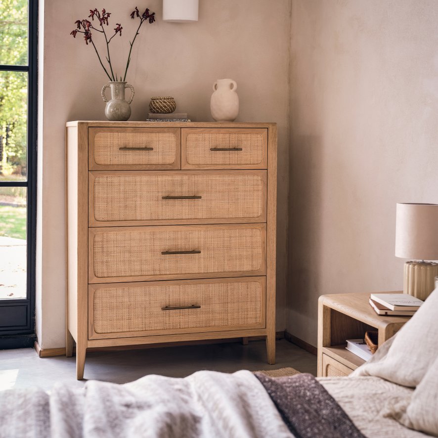 Willis & Gambier Casera - Five Drawer Chest