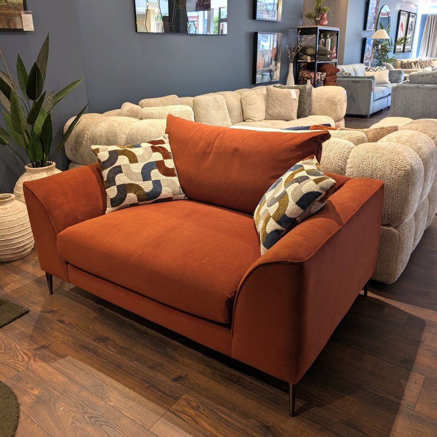 Whitemeadow Upholstery Liege - Cuddler Sofa