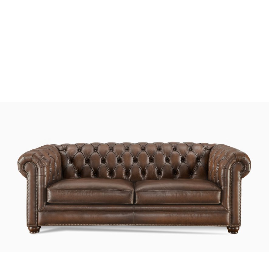 Hydeline Furniture Gladstone - 3.5 Seat Chesterfield Sofa