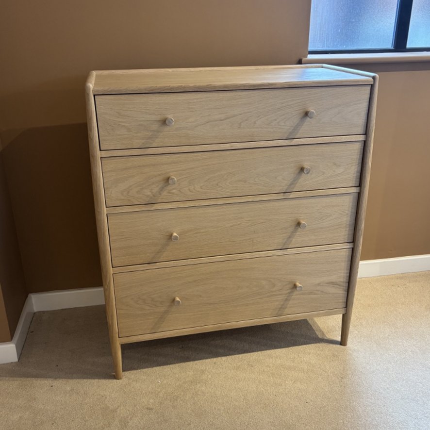 Winslow - Bedroom 4 Drawer Chest