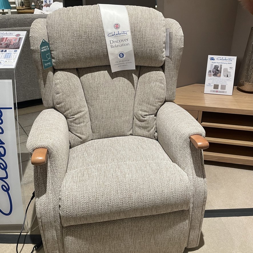 Celebrity Canterbury - Grande Dual Motor Lift and Tilt Recliner