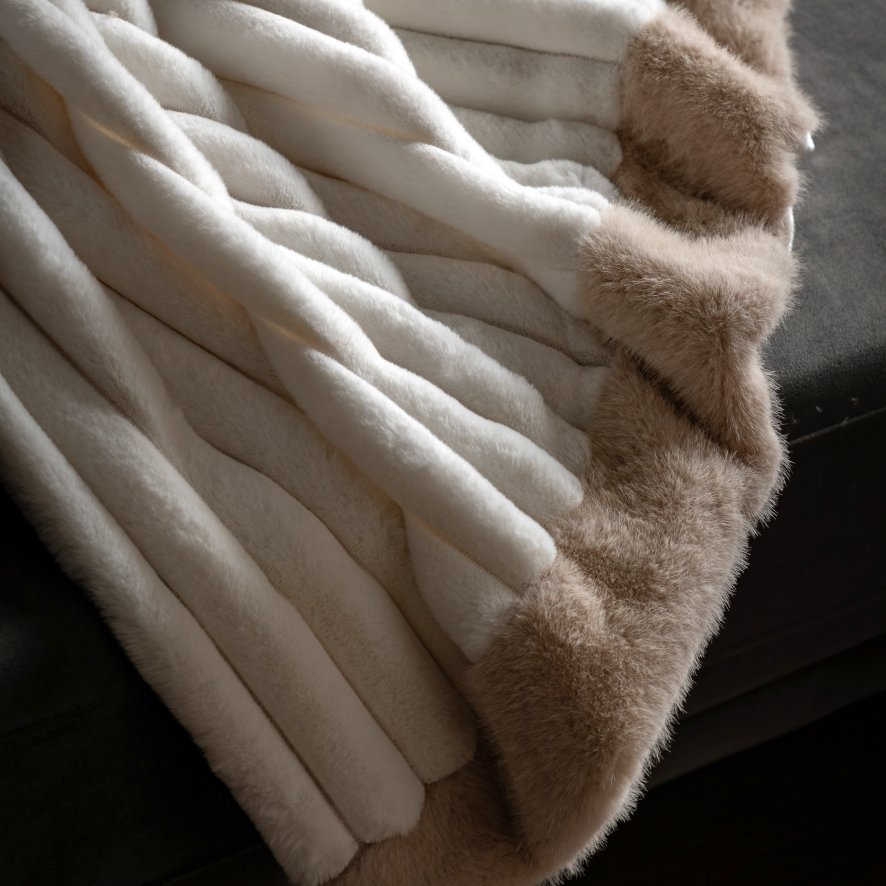 Gallery Direct Throws - Whinfell Luxury Faux Fur (Cream)