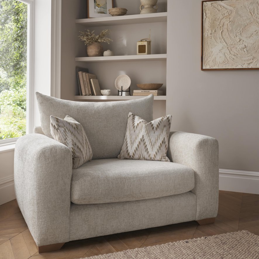 Whitemeadow Upholstery Victoria - Snuggler Chair