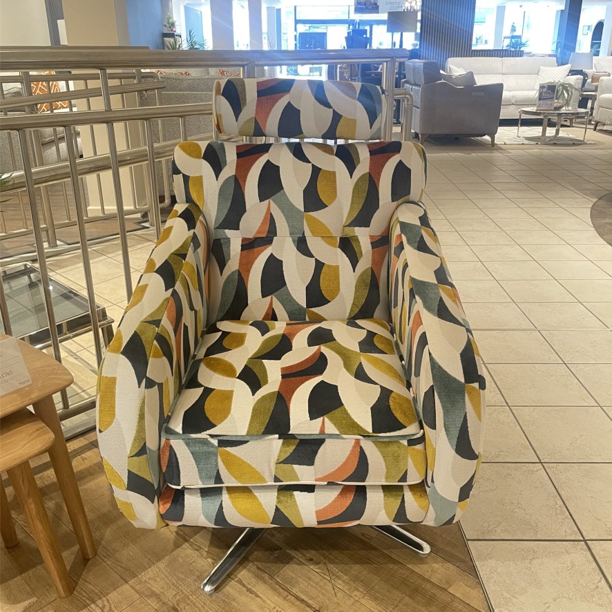 Clover - Magnus Swivel Chair