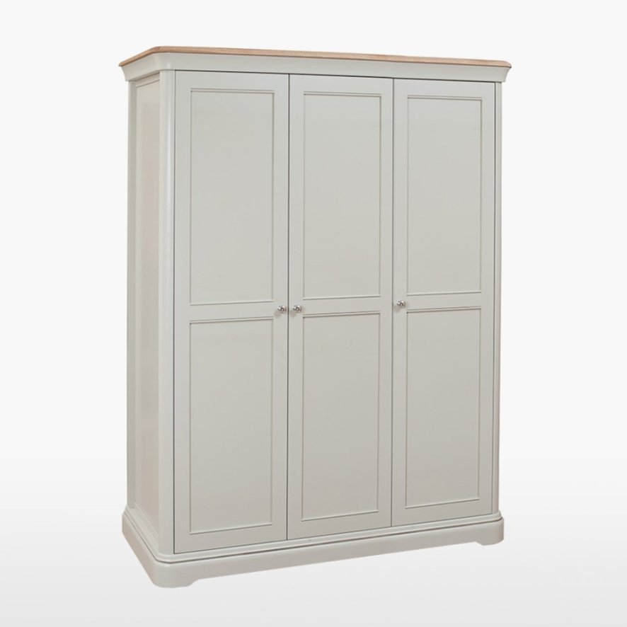 TCH Furniture Ltd Stag Cromwell Bedroom - Triple Wardrobe with Shelves