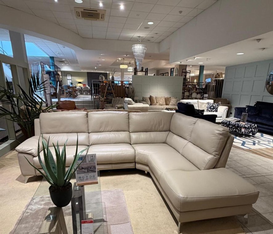 VIOLINO (UK) LTD Hamilton - Power Recliner / Right Hand Facing Chaise