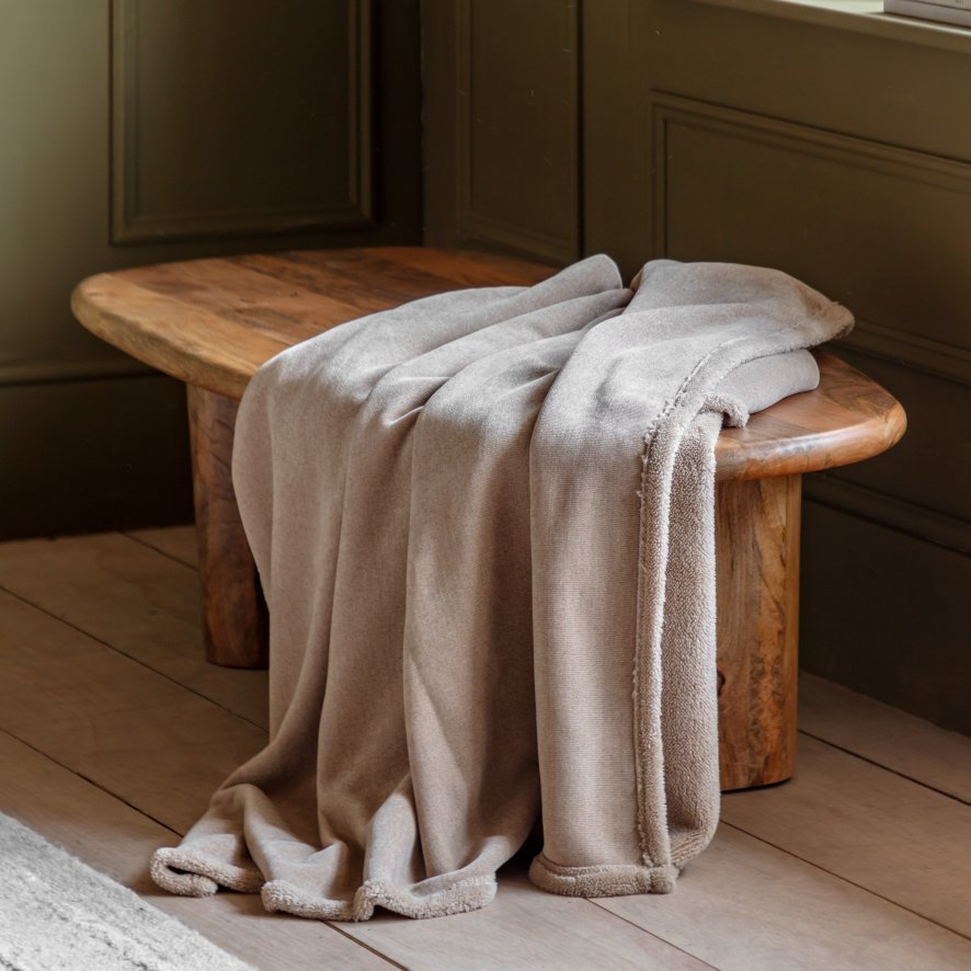 Gallery Direct Throws - Chenille Sherpa Natural