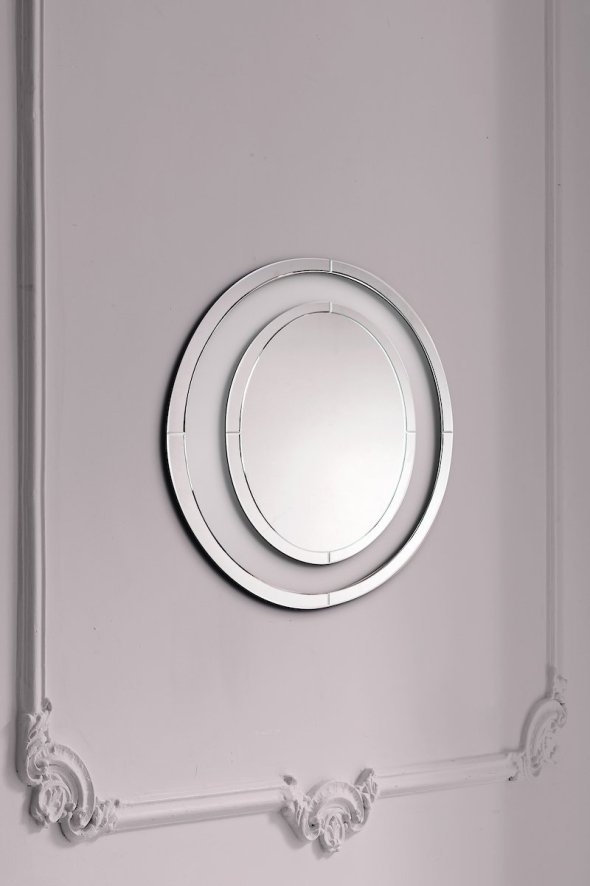 Laura Ashley - Evie Small Round Mirror Clear Laura Ashley - Evie Small Round Mirror Clear