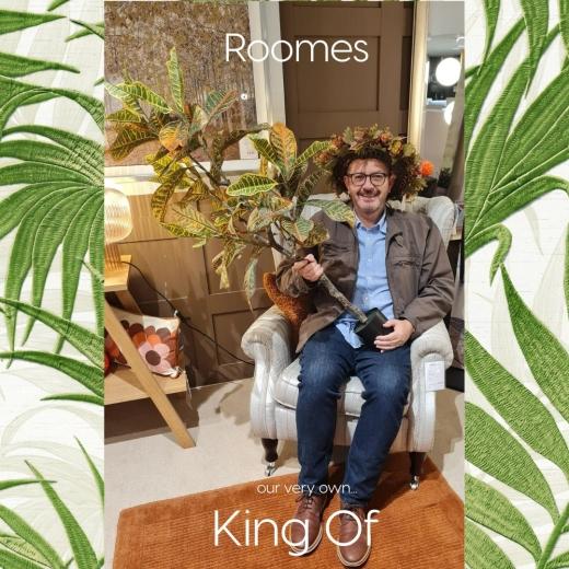 The jungle might be full of stars tonight… 🌴✨ But here at Roomes, we’ve already crowned our...