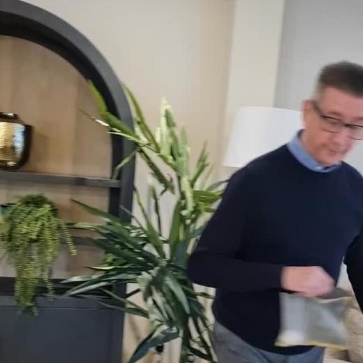 Just when you thought you'd seen it all.. The Great Stefano returns with another Easter trick! 🪄�...